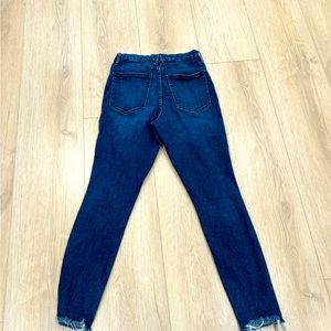 Good American Raw Hem Good Legs jeans